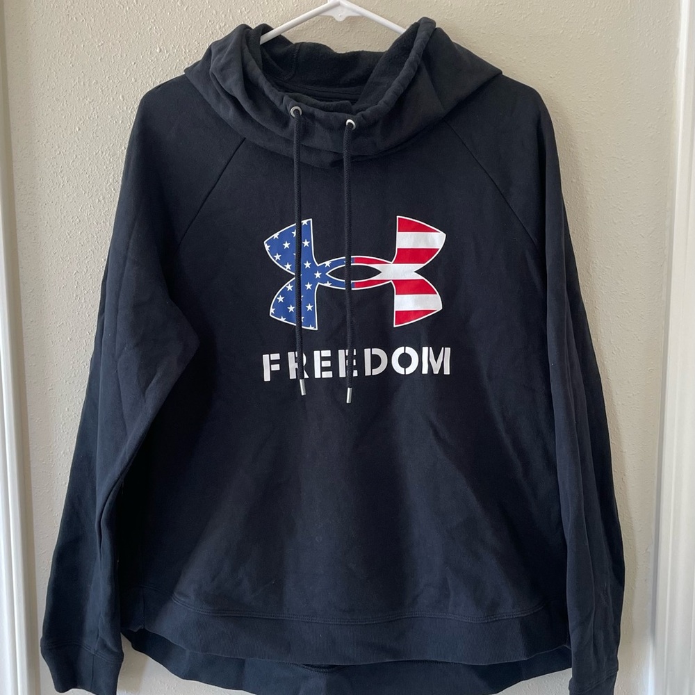 Under Armour Women’s Large July 4th Navy Blue Patriotic Freedom Hoodie